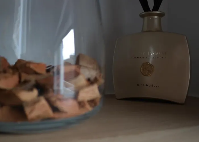 The Rooftop - A Trendy New With Airconditioning, Large Terrace & Free Parking Apartment