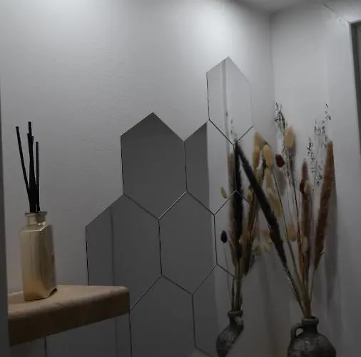 Apartment The Rooftop - A Trendy New With Airconditioning, Large Terrace & Free Parking