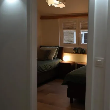 Daire The Rooftop - A Trendy New With Airconditioning, Large Terrace & Free Parking Oostende