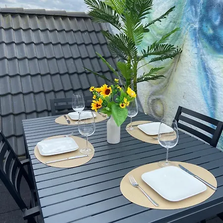 The Rooftop - A Trendy New With Airconditioning, Large Terrace & Free Parking * Oostende